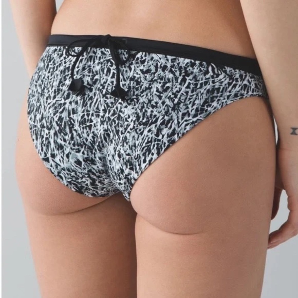 Lululemon Suns Out Bikini